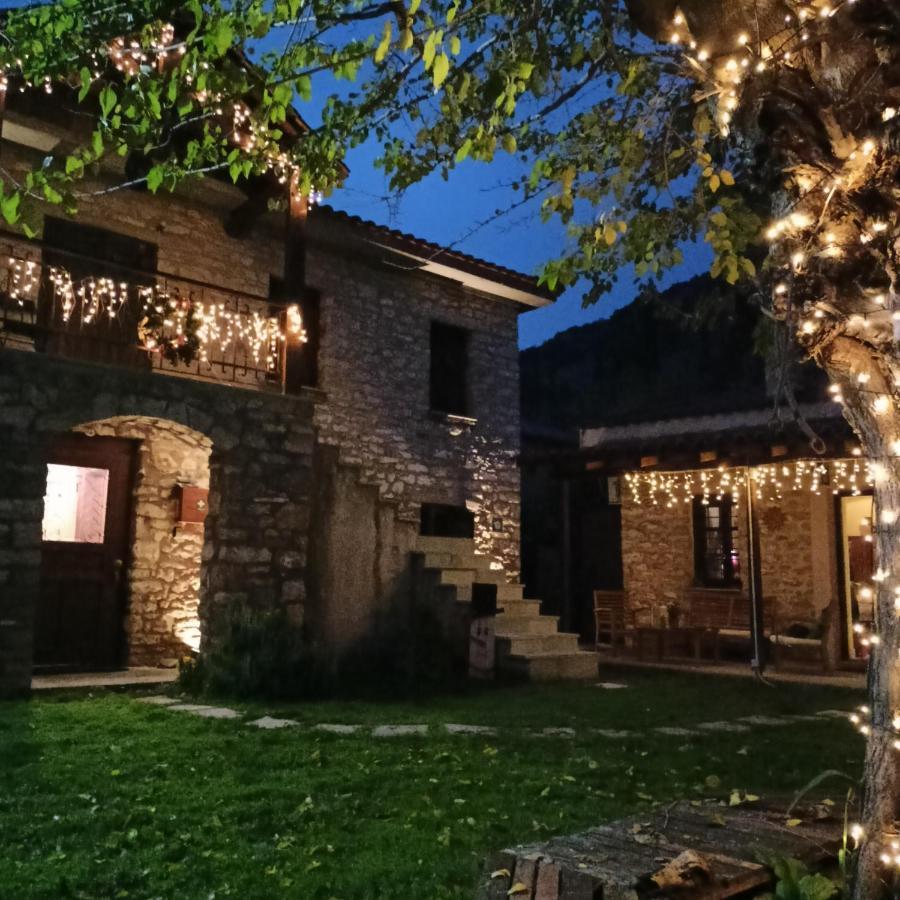 Theopetra Home Exterior photo